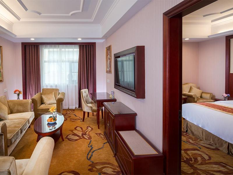 Vienna Hotel Shenzhen Exhibitian Center 2Nd 외부 사진