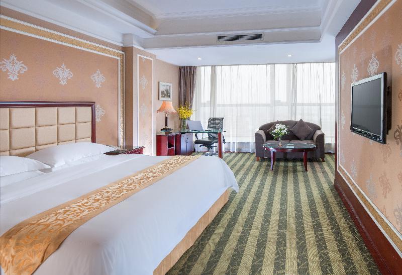 Vienna Hotel Shenzhen Exhibitian Center 2Nd 외부 사진